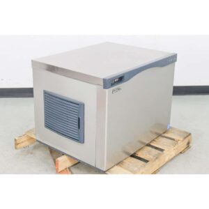 Scotsman CO530MA-1C 525 lb. Air Cooled Medium Cube Ice Maker Head