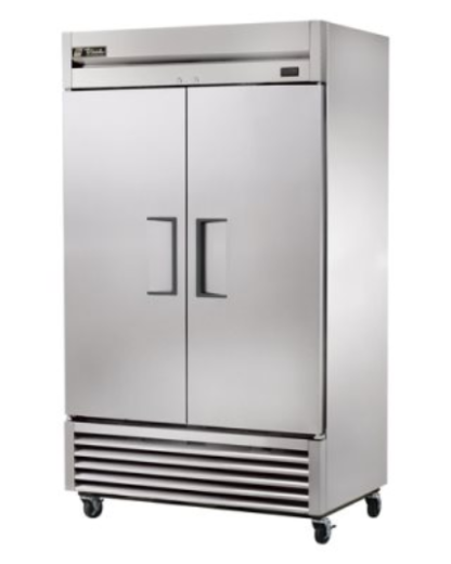 REACH‐IN REFRIGERATOR True Mfg. ‐ General Foodservice Model No. T‐43‐HC