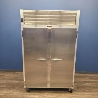 B2 Pre-Owned Traulsen G20010 Reach-In Refrigerator