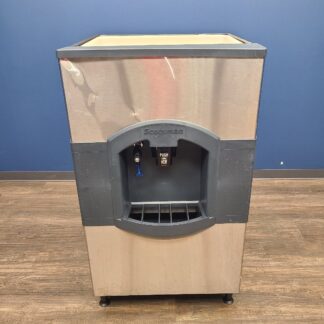 Reconditioned Scotsman HD30W-1H 30" Hotel Ice Dispenser | Stock No. 1010408