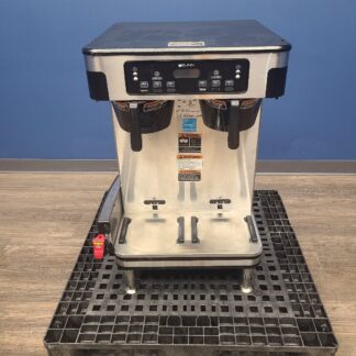 Reconditioned Bunn 51200.0104 Automatic Twin Coffee Brewer | Stock No. 1036428